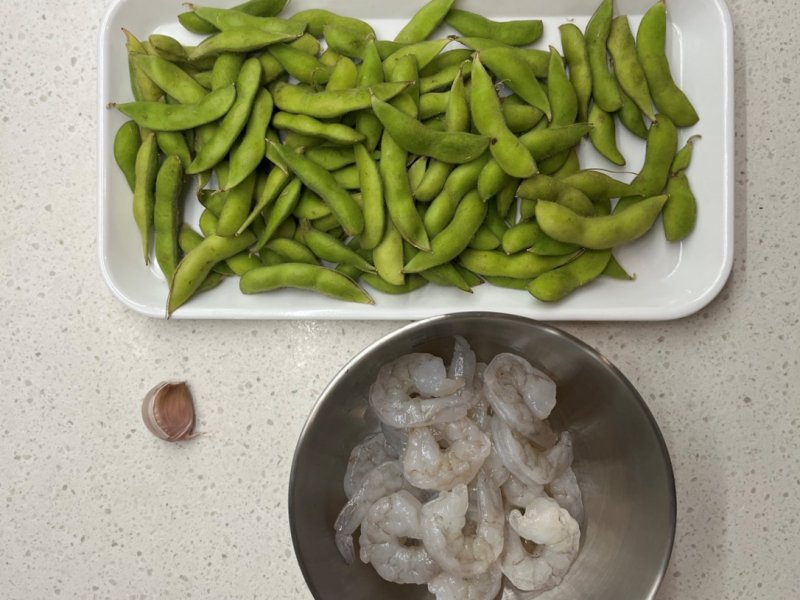 えびと枝豆の塩炒めの材料